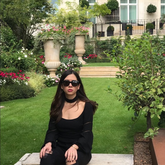 Meet your Posher, Denisse - Picture 9 of 15